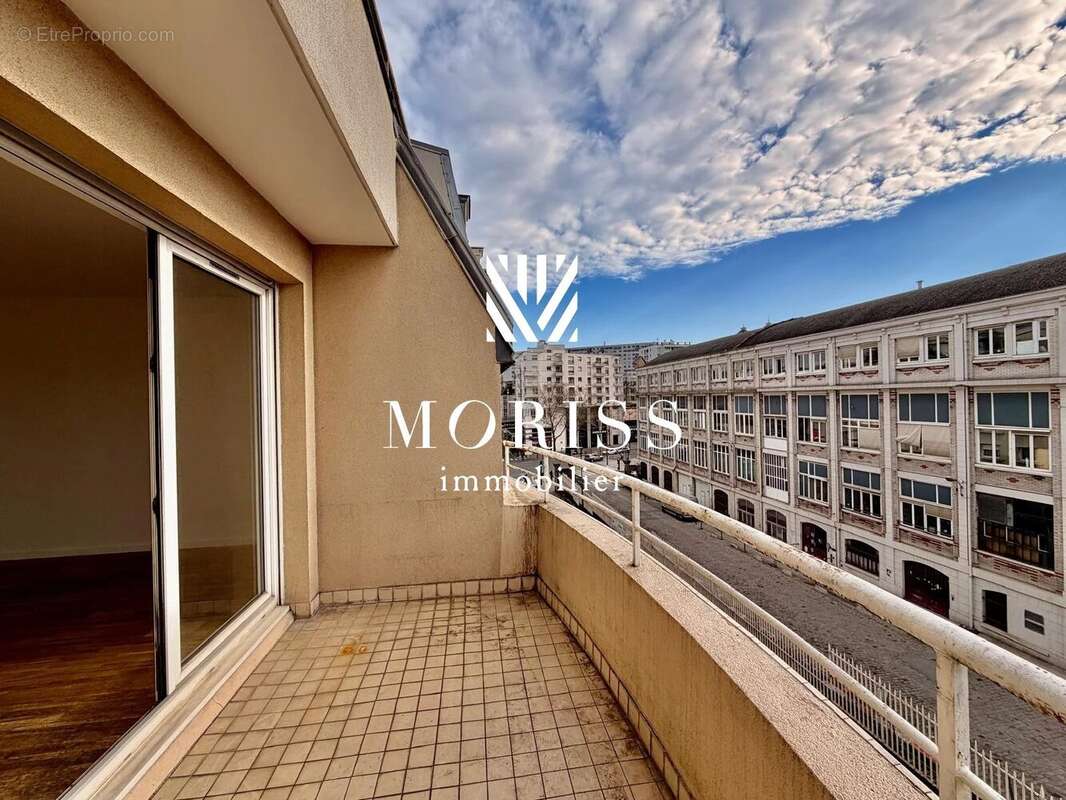 Appartement à PARIS-12E