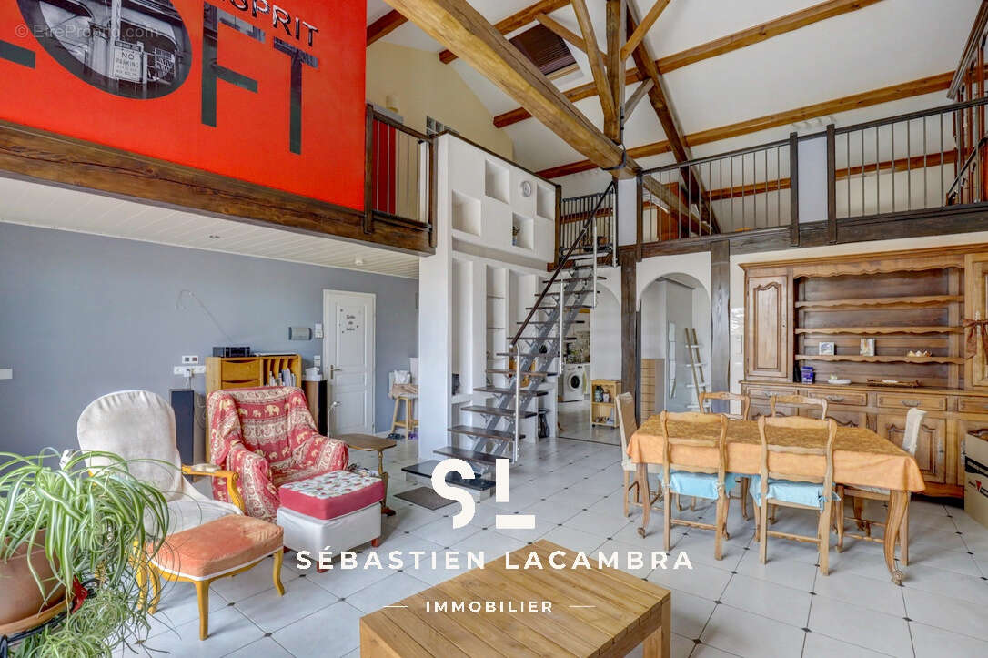 Maison à LISLE-SUR-TARN