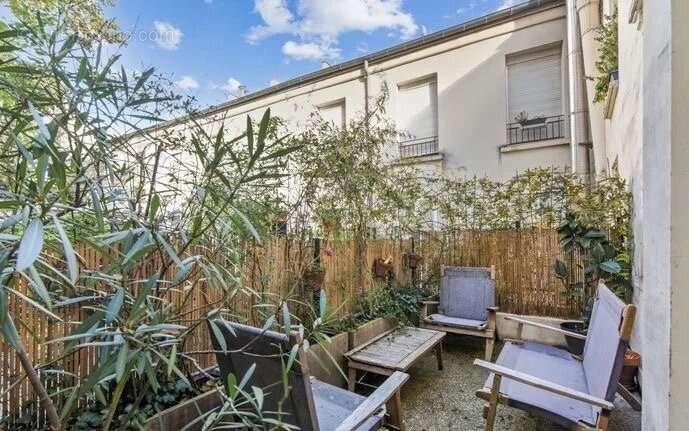 Appartement à PARIS-19E