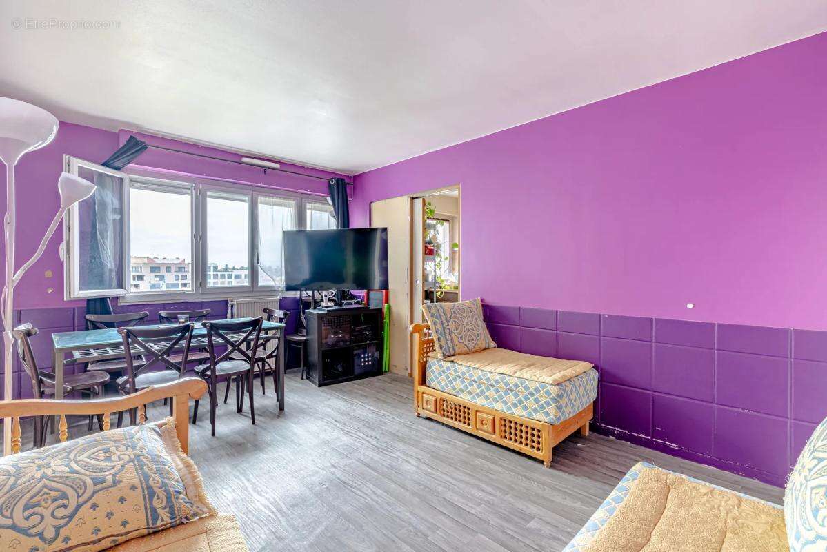 Appartement à EPINAY-SUR-SEINE