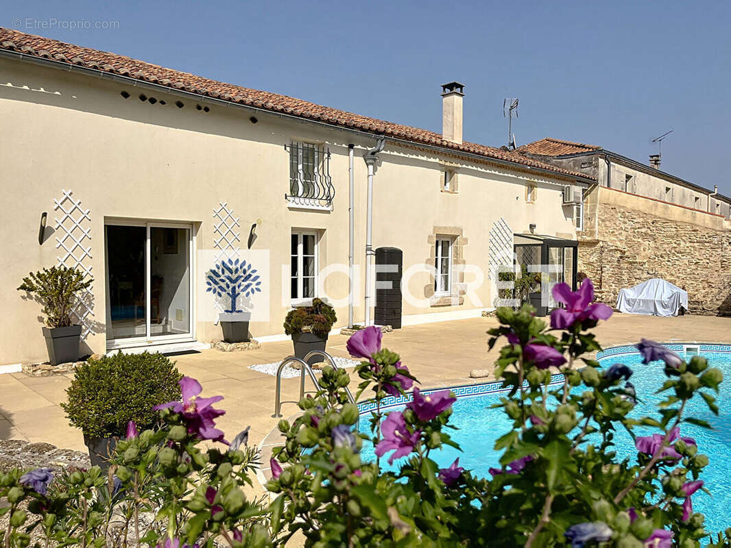 Maison à OIRON