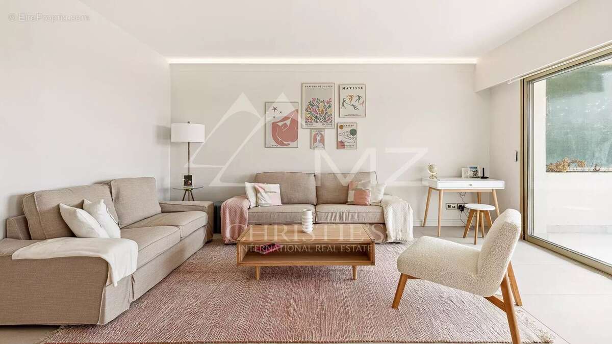 Appartement à CANNES