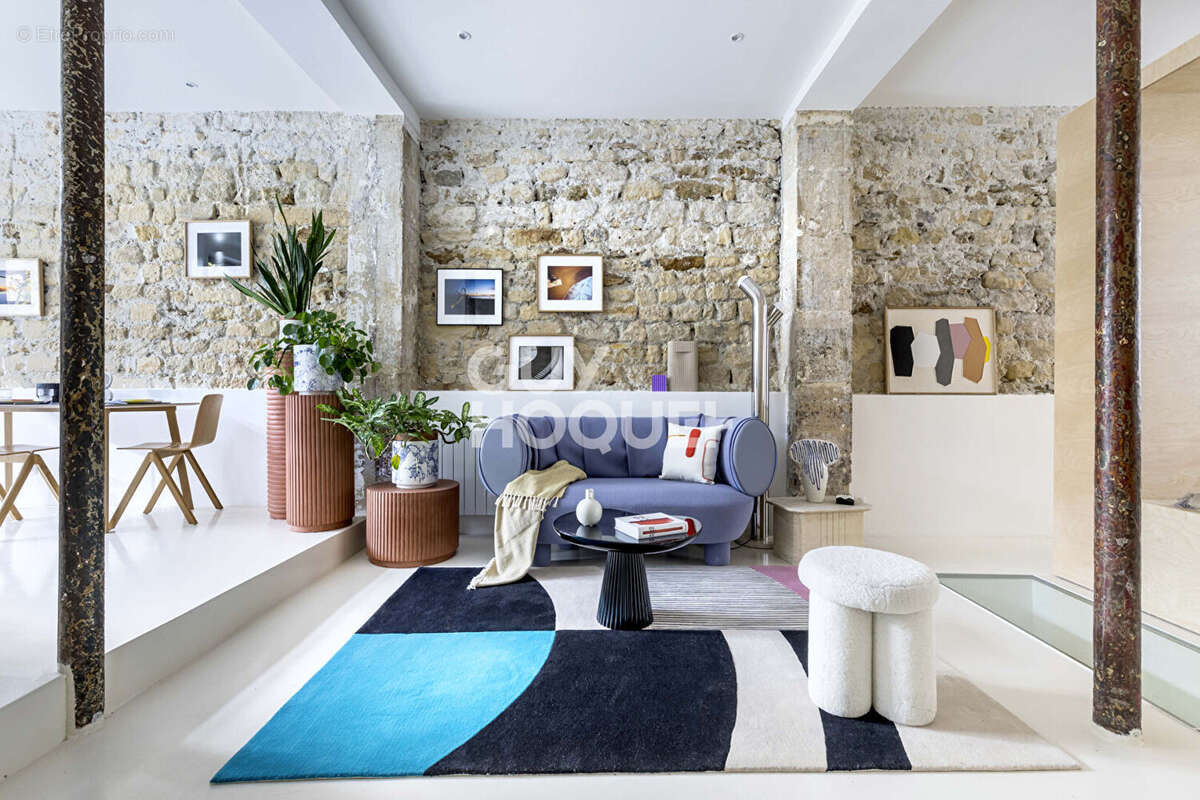 Appartement à PARIS-20E