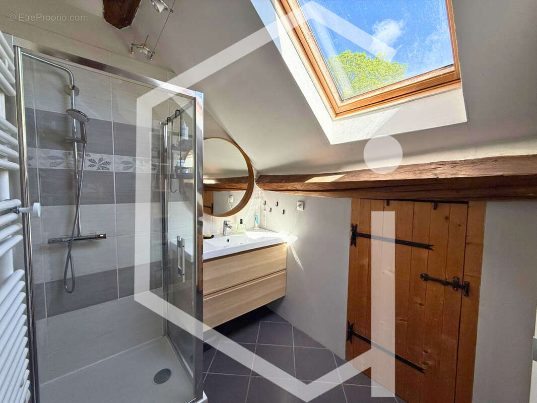 Maison à COSNE-COURS-SUR-LOIRE