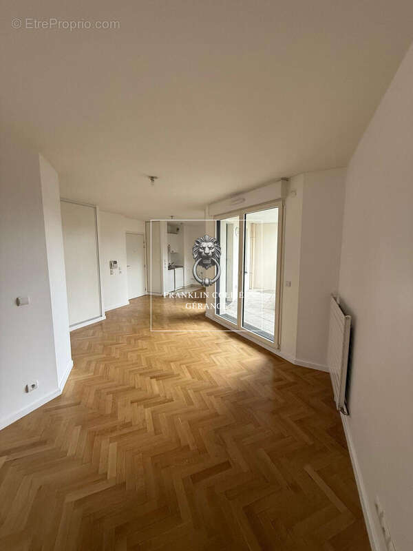 Appartement à SURESNES