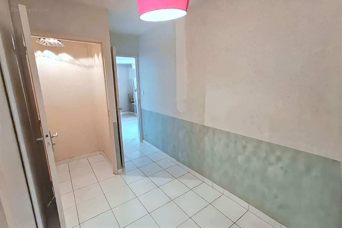 Appartement T2 de 65 m² avec parking / Résidence recherchée à Albi - photo 5