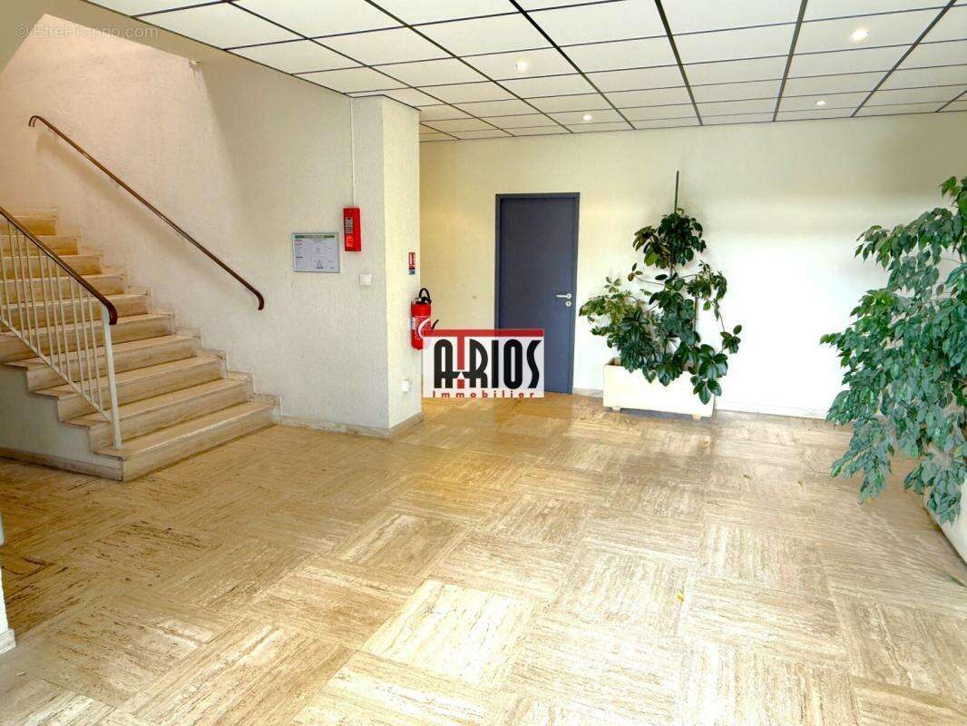 Commerce à LA VALETTE-DU-VAR