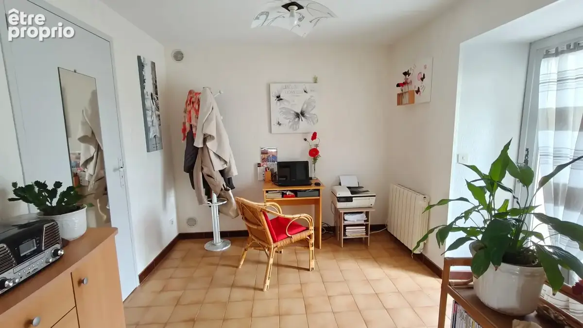 Limoux - Villa de 142m2 habitable avec garage et dépendances - photo 8