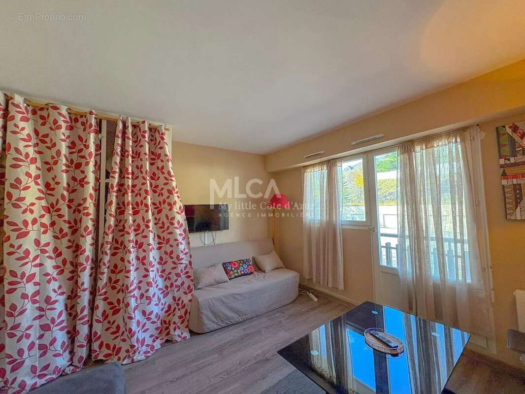 Appartement à SAINT-ETIENNE-DE-TINEE