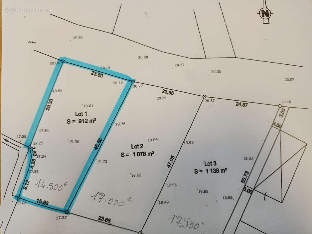 Terrain à SAINT-CIERS-DU-TAILLON