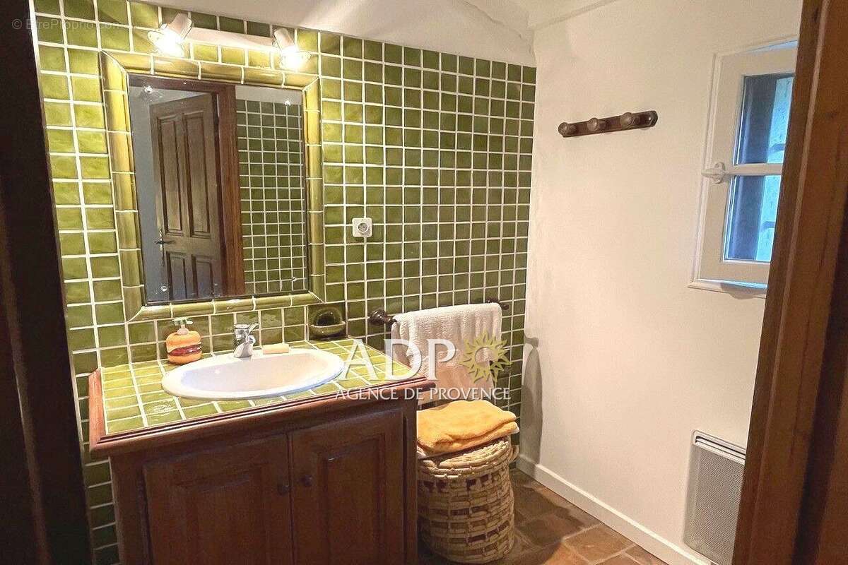 Maison à SAINT-VALLIER-DE-THIEY