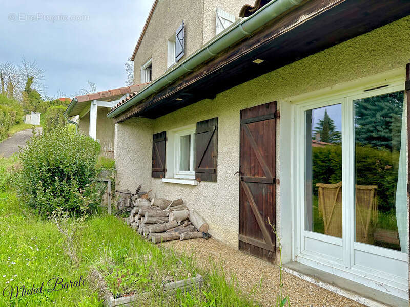 Maison à CHAPONNAY