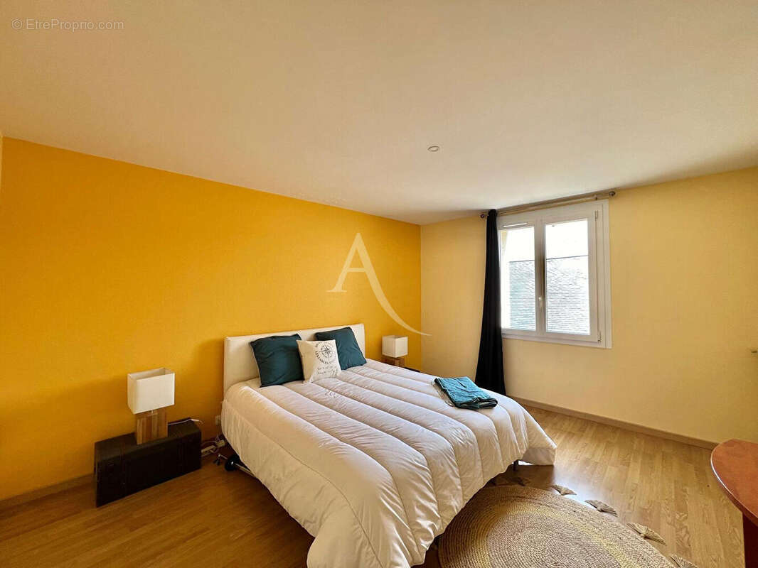 Maison à TALMONT-SAINT-HILAIRE