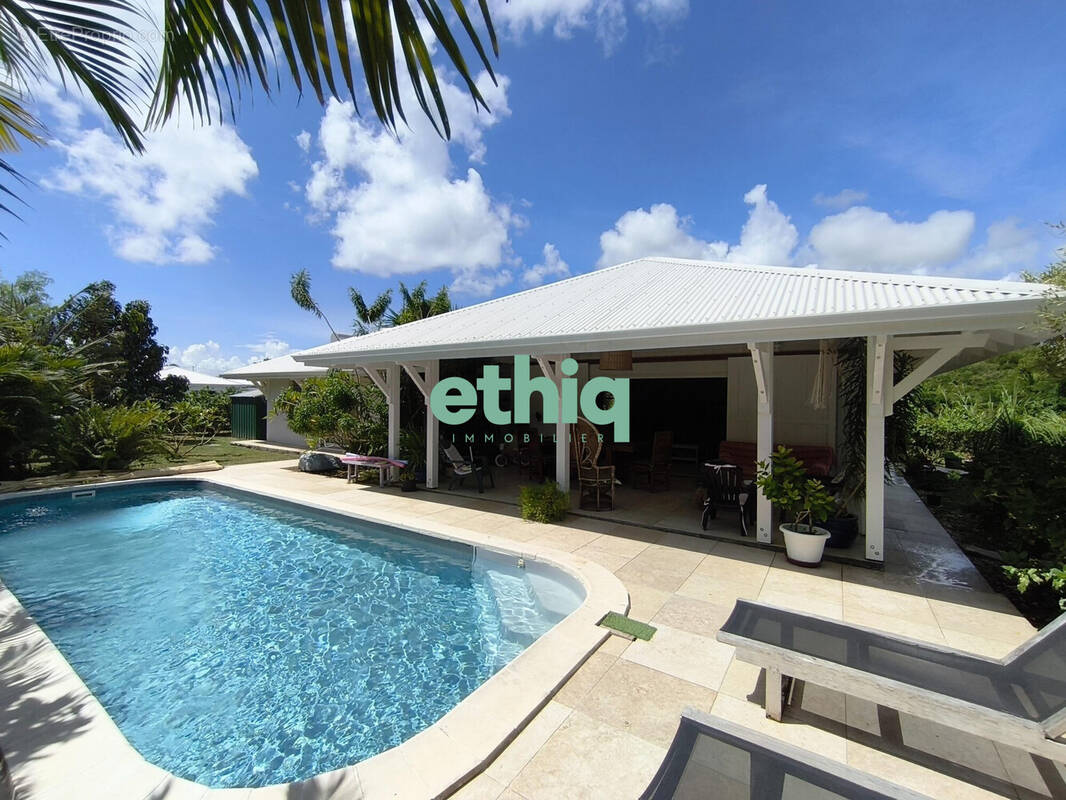 Maison à SAINT-FRANCOIS