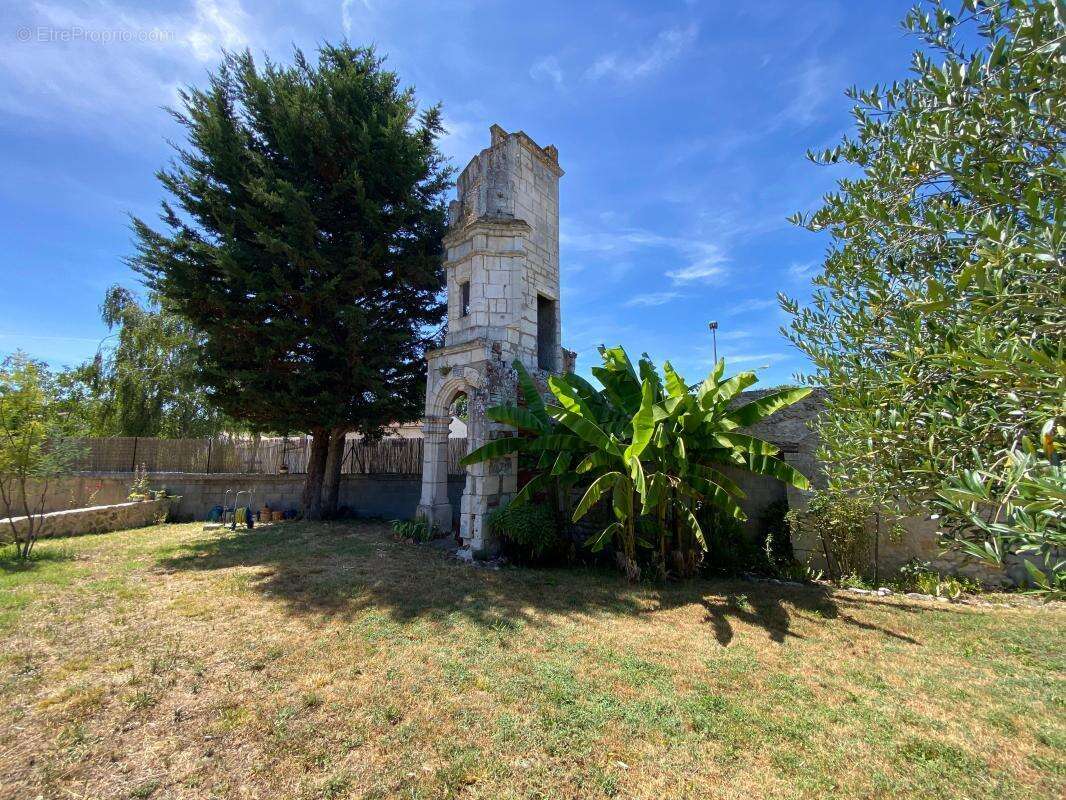 Villa COUP DE COEUR de 2015 de 130 m² avec Piscine couloir de 13x3 sur 2281 m² de Terrain divisible - photo 11