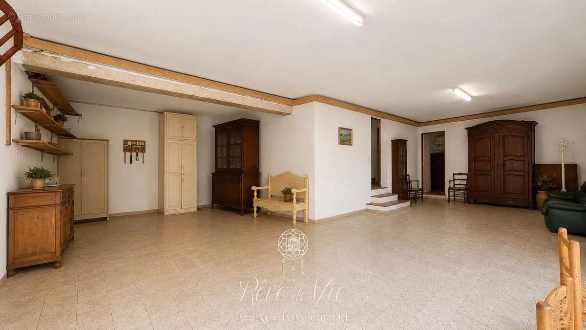 Grande maison avec garage au cœur du village de bormes-les-mimosas - photo 10