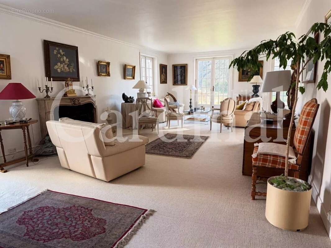 Maison à NOISY-LE-ROI