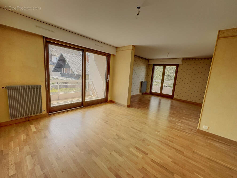 Appartement à THONON-LES-BAINS