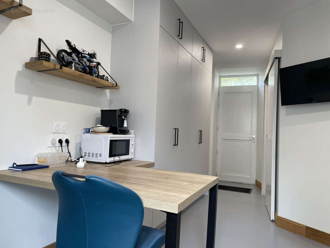 Appartement à BARBEZIEUX-SAINT-HILAIRE