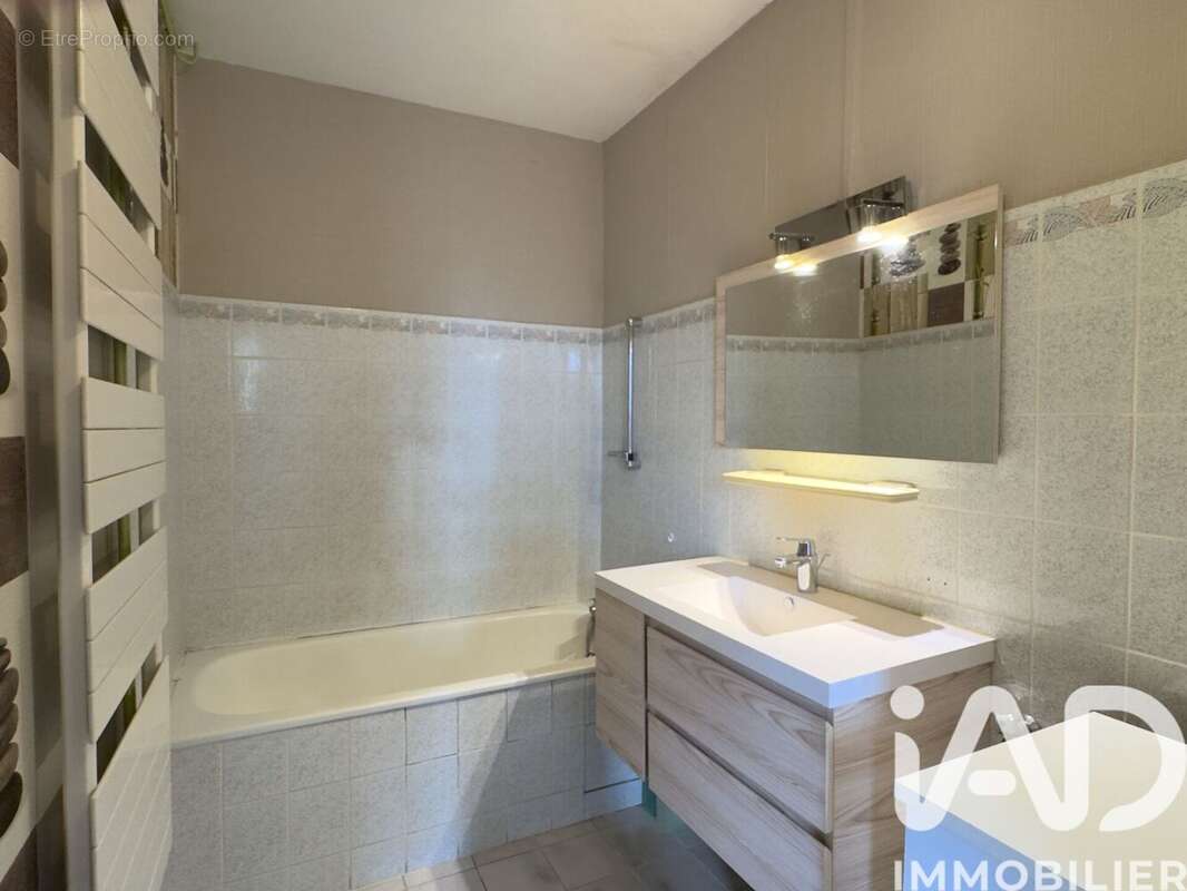 Photo 6 - Maison à NEUVY-SAUTOUR