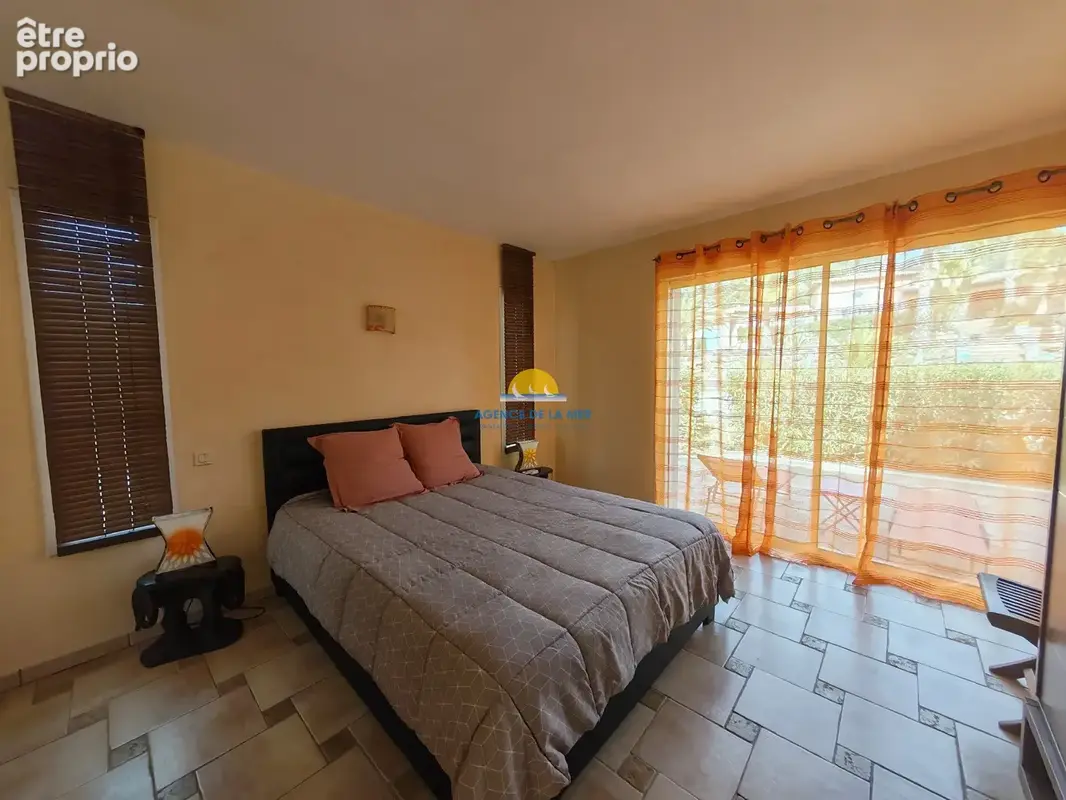 villa de 180 m2 avec 3 studios et un T2  SUR 10000 M2 - photo 18