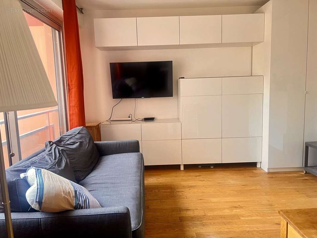 Appartement à PARIS-19E