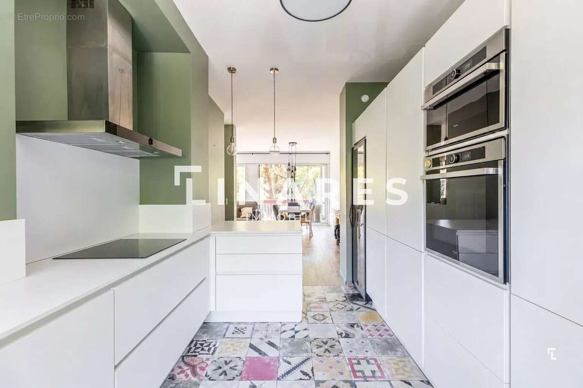 LES CAILLOLS - Appartement T4 95 m² - Vue dégagée - Balcon - 13012 - photo 5