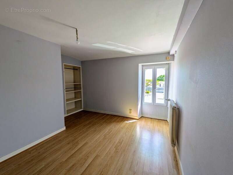 Maison à LES CERQUEUX