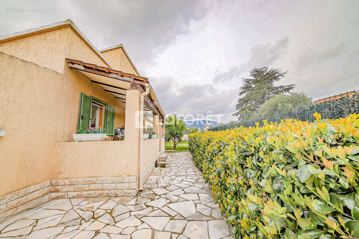 Maison 4 pièce(s) à BORGO Plaine - 120 m² - parcelle de 630 m2 - photo 7