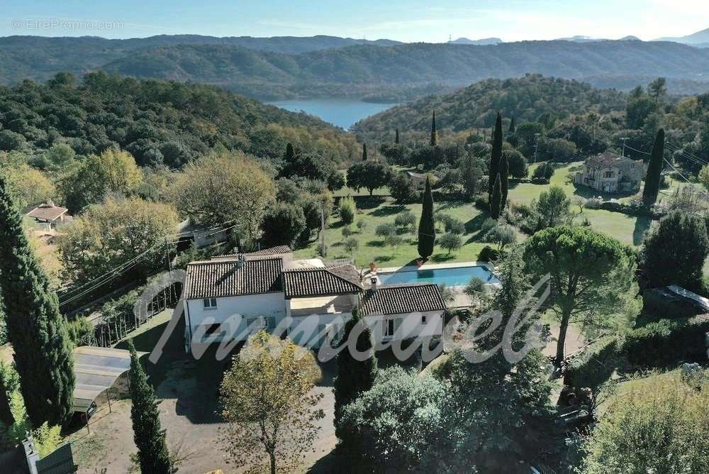 Maison à MONTAUROUX