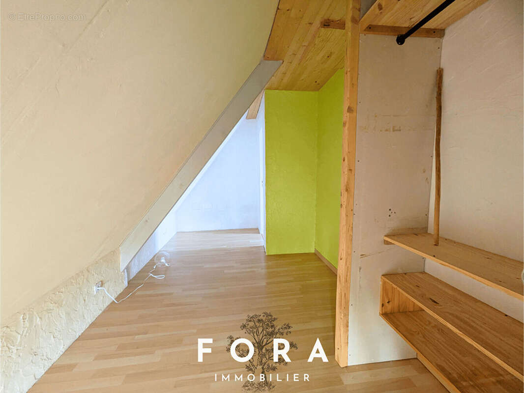 Maison à CONDE-SUR-NOIREAU