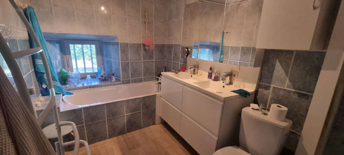 Maison à BELLEVUE-LA-MONTAGNE