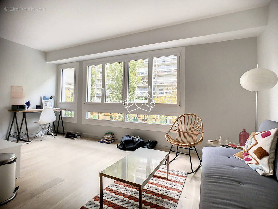 Appartement à PARIS-18E