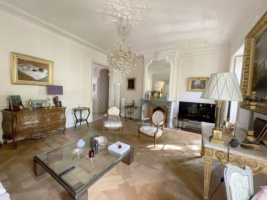 Appartement à NIMES