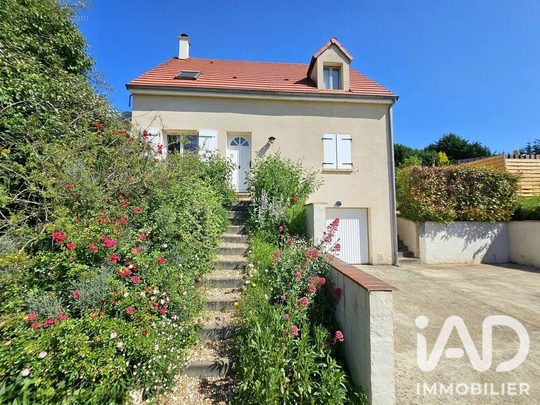 Photo 1 - Maison à HOUX
