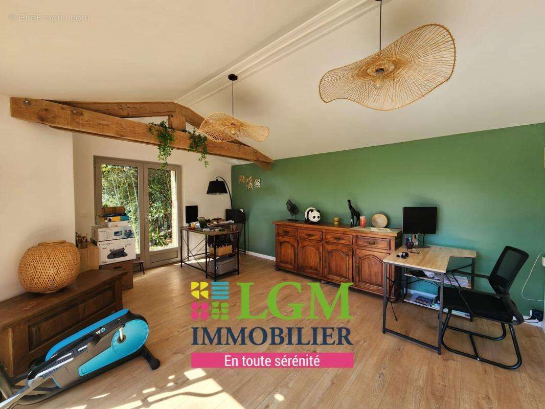 Maison à BOISSET-ET-GAUJAC