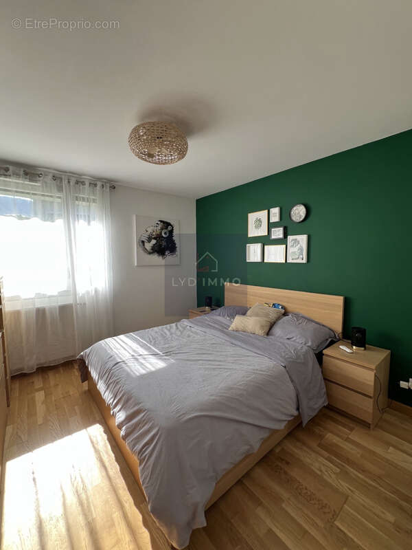 Appartement T3 avec terrasse et garage - photo 4