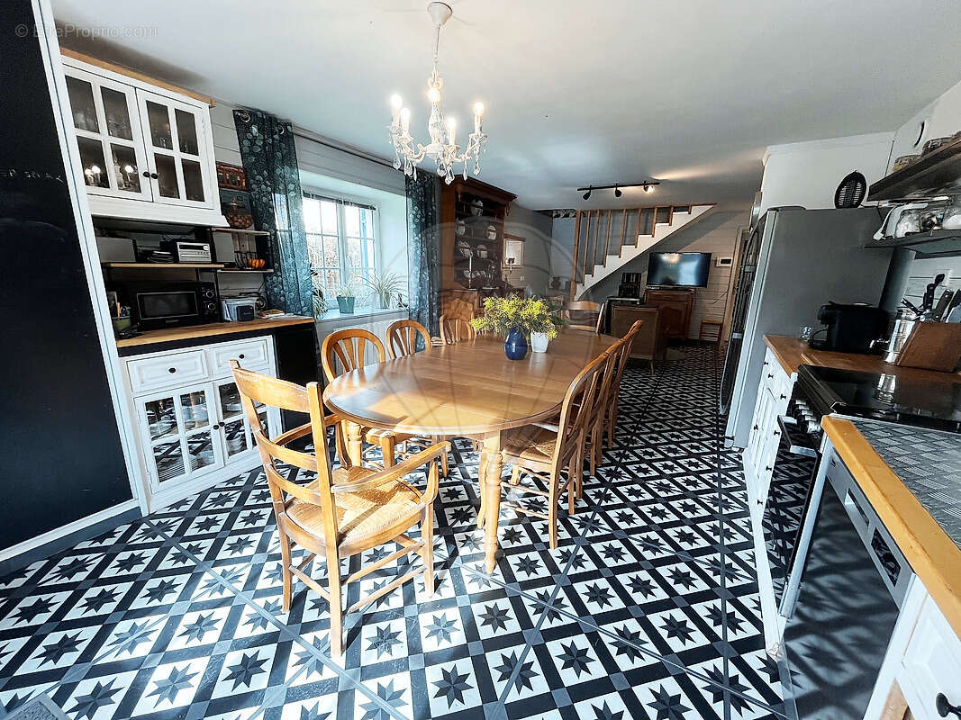 Maison à SAINT-GERMAIN-DU-SEUDRE