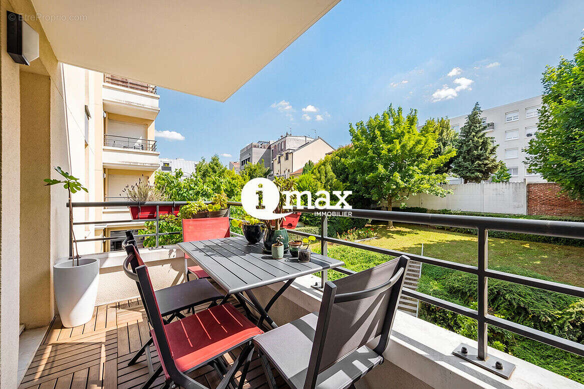 Appartement à SURESNES