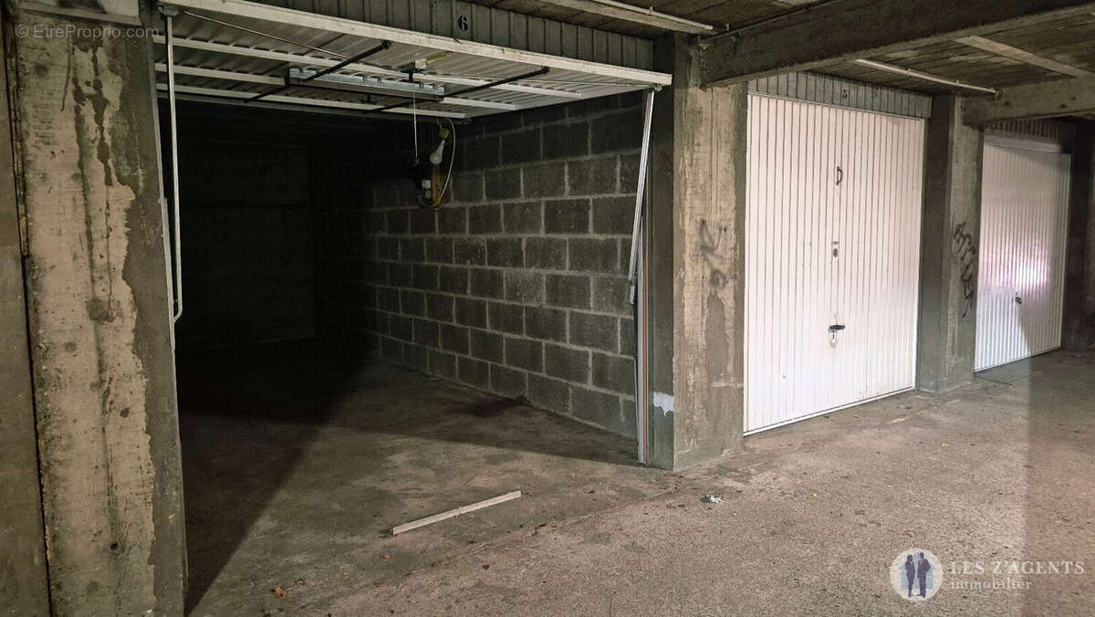 Parking à ECHIROLLES