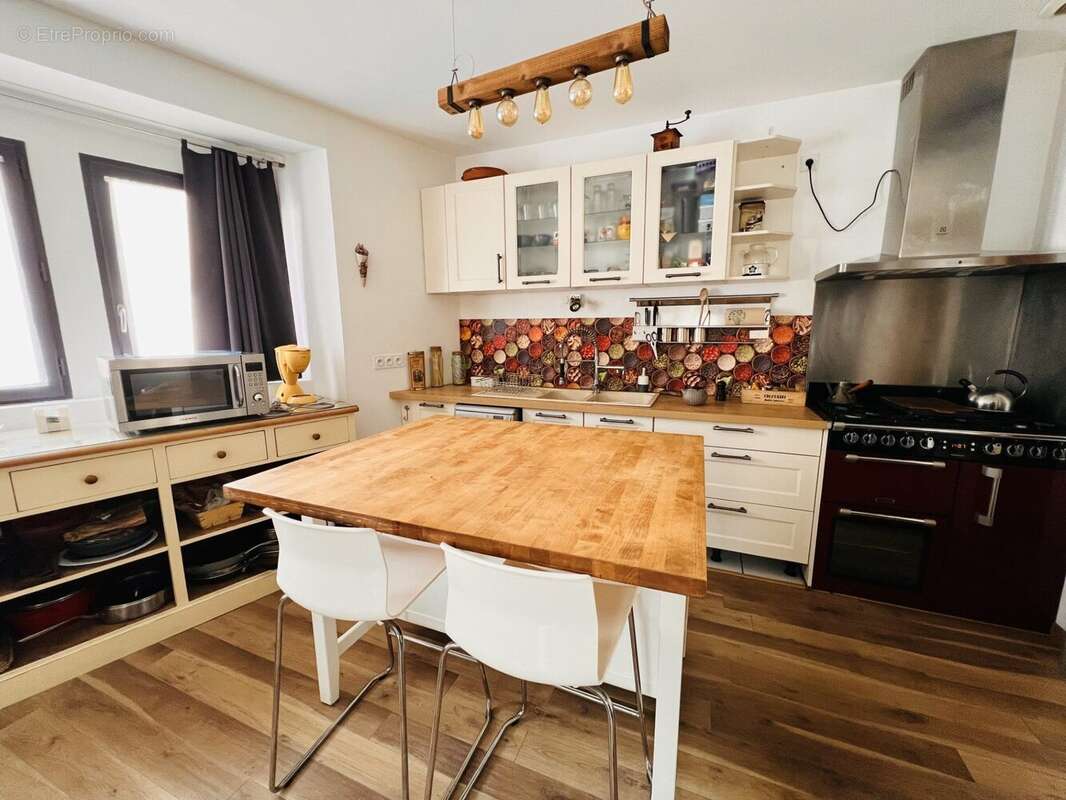Maison 90 m² à Saint-Coulomb  - photo 3