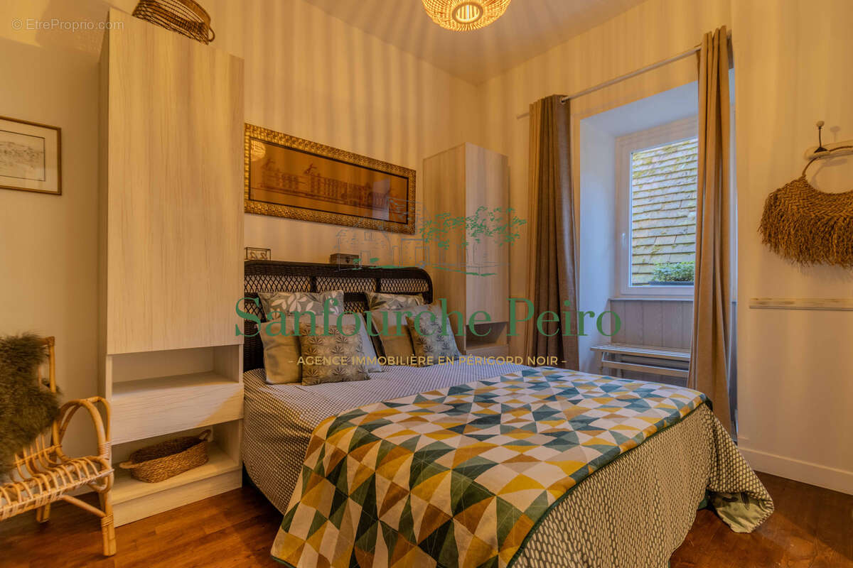 Appartement à SARLAT-LA-CANEDA