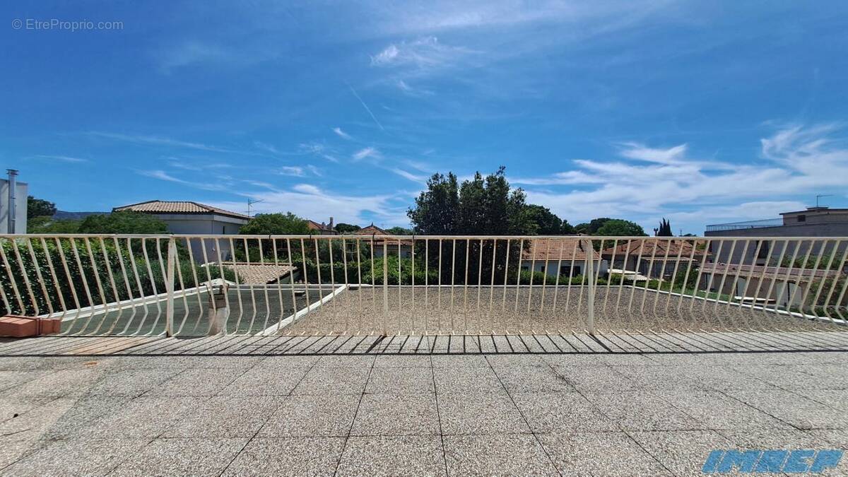 Appartement à MARSEILLE-8E