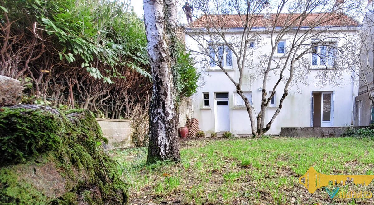 Maison à NANTES