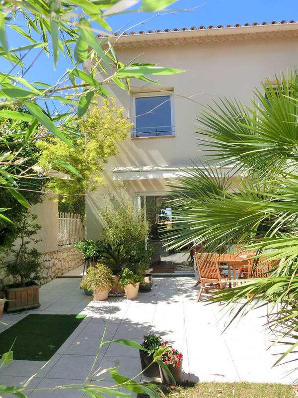 Maison à MARSEILLE-7E