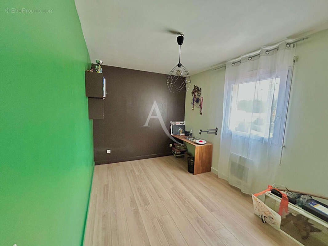 Maison à BOUGUENAIS