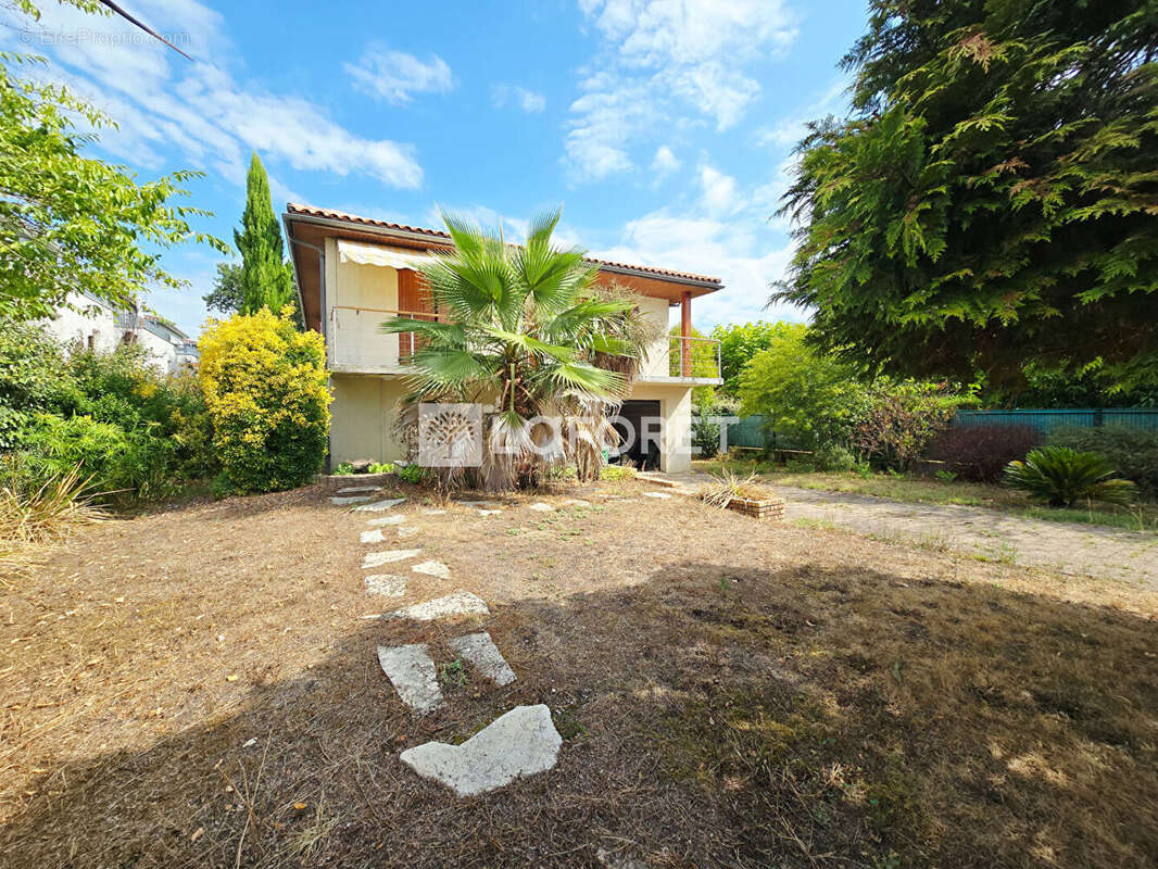 Maison Merignac 4 pièce(s) 118 m2 - photo 2