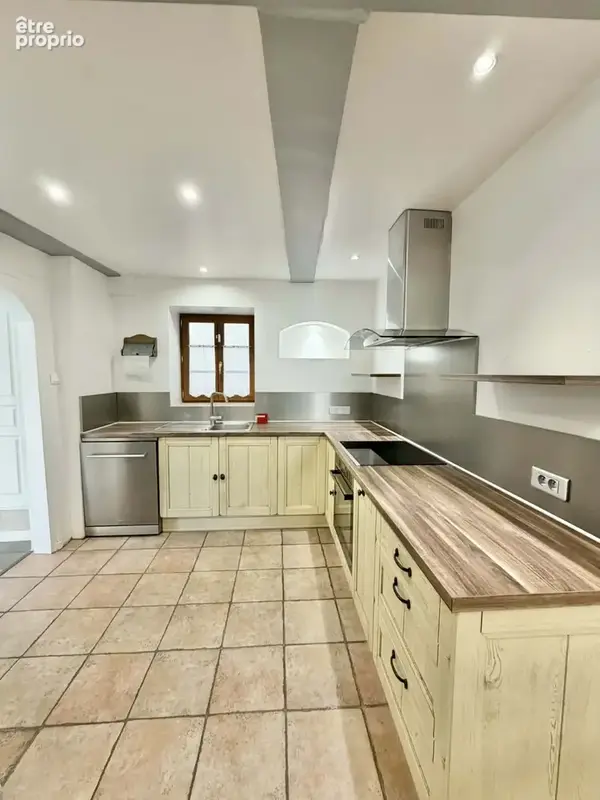 Maison 6 pièces, 125 m2 centre ville de Riom - photo 4