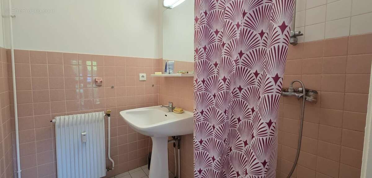 Appartement à JACOB-BELLECOMBETTE