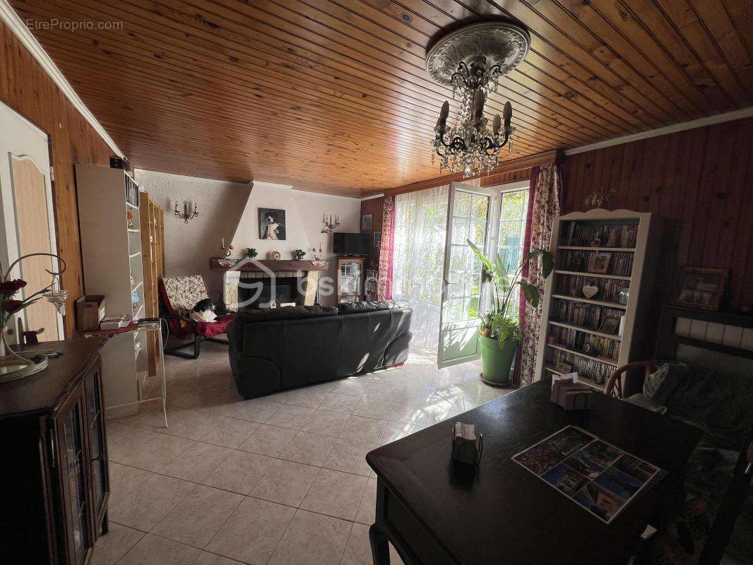 Maison à MAGNANVILLE